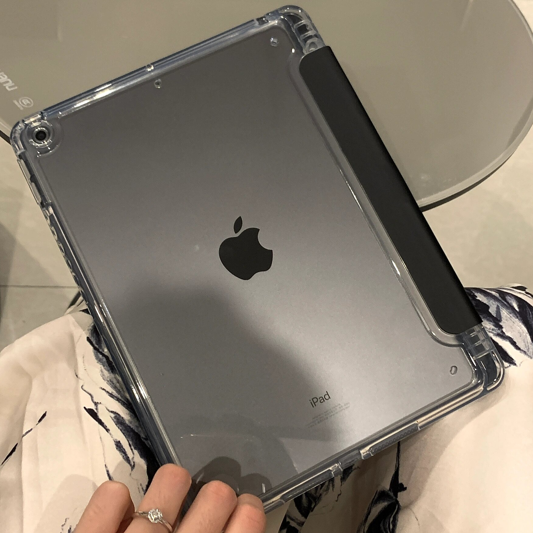 95新 Apple/苹果 iPad学习超薄画画追剧便携游戏娱乐苹果平板电脑