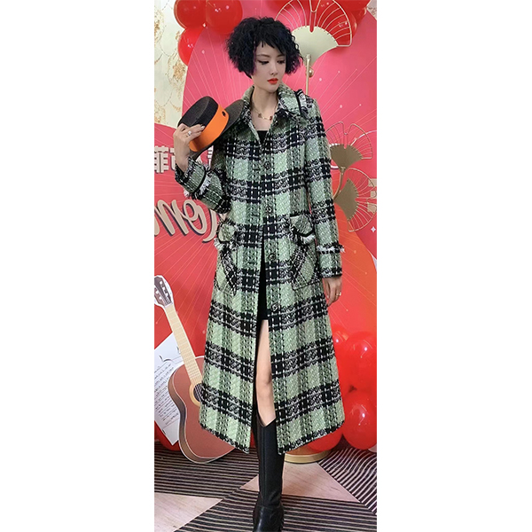 72582 时尚轻奢设计师气质长款格子中长款外套大衣