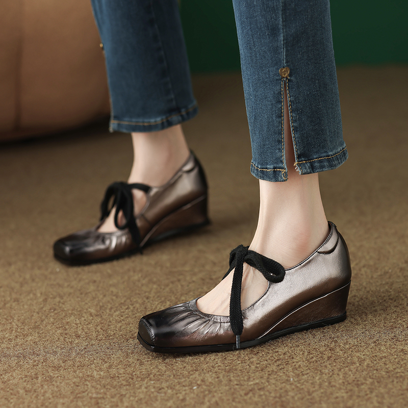 羊皮4.5cm坡跟34-42码时尚方头专柜新款舒适百搭时装休闲浅口单鞋
