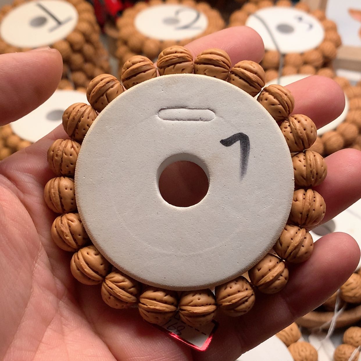 【闪购商品】桃核手串1.3一道筋小桃核手串