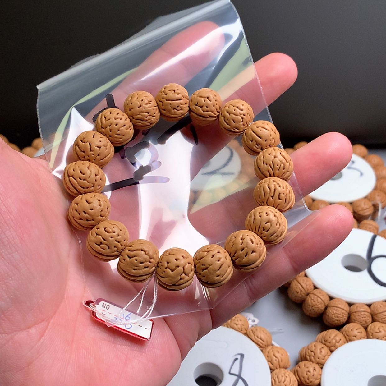 【闪购商品】桃核手串超****活