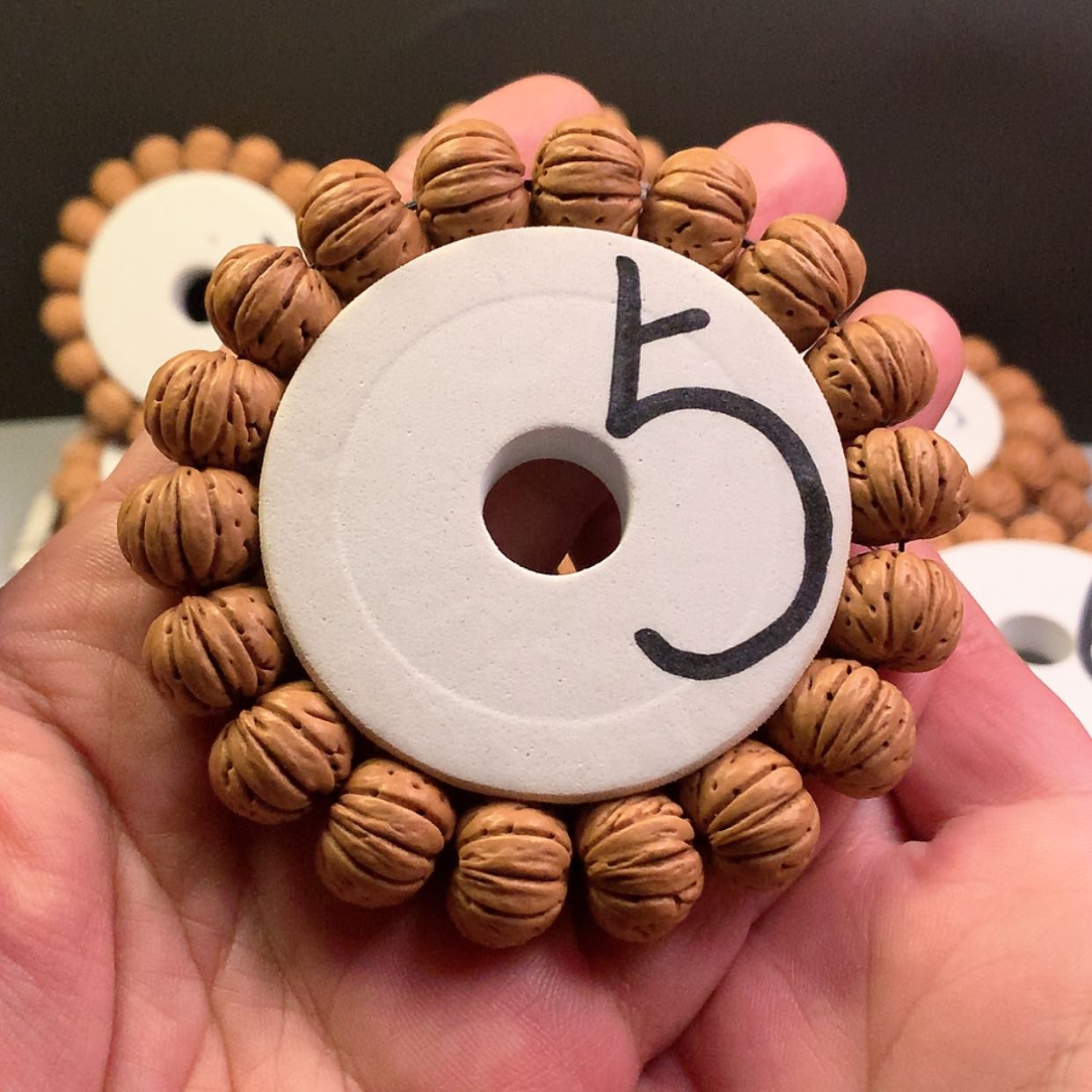 【闪购商品】桃核手串喝****的