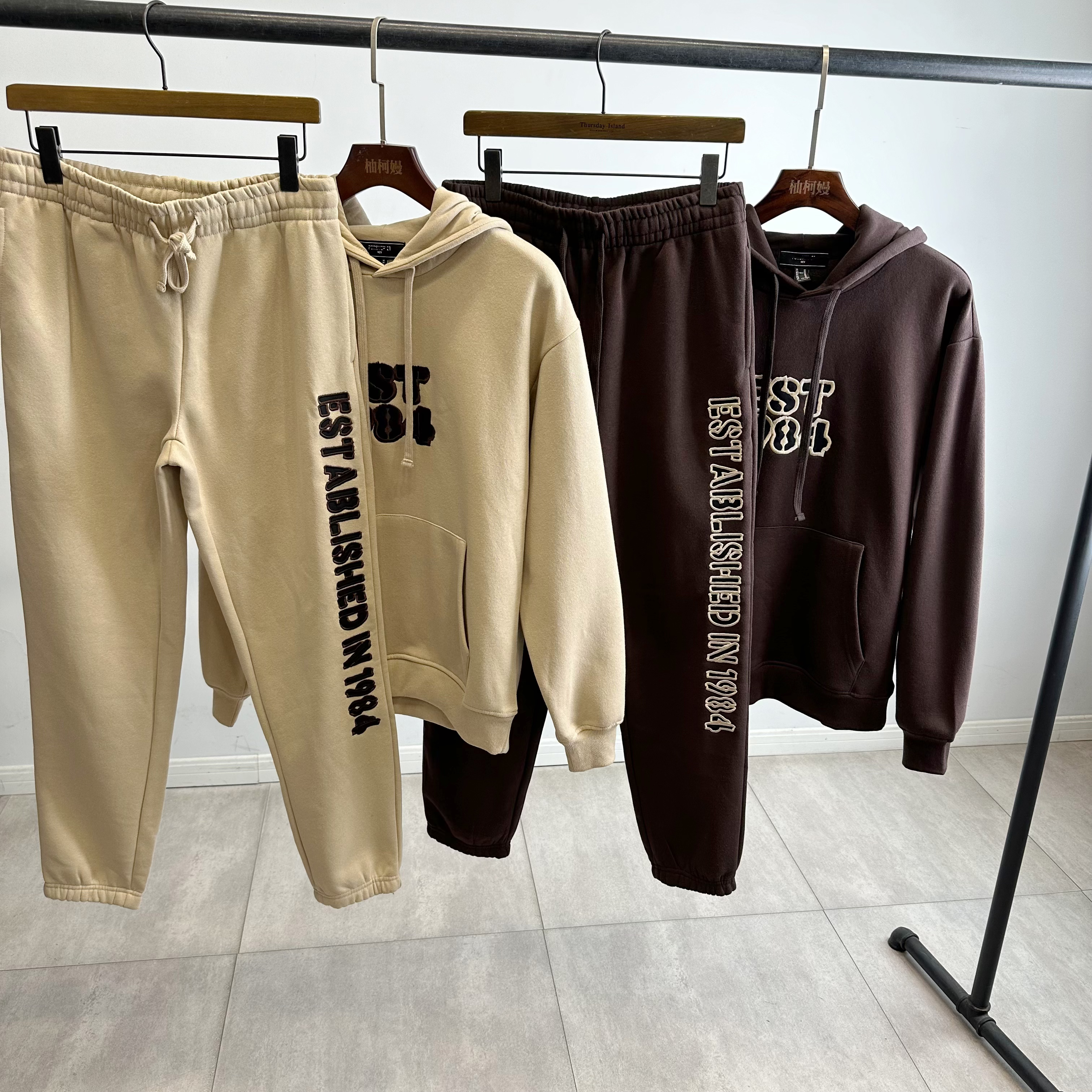 外贸男士加绒加厚连帽卫衣卫裤运动宽松大码套装百搭上衣裤子6063