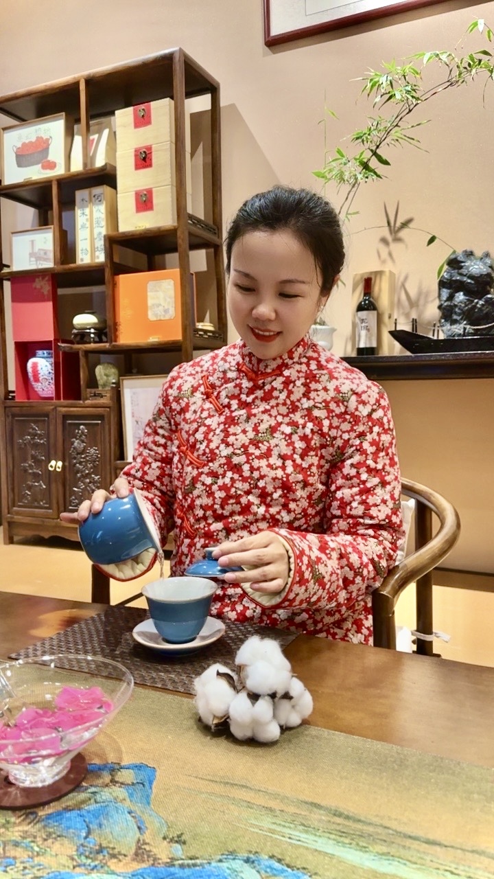 2025成人棉花袄旗袍风纯棉烫金保暖中式棉袄新疆长绒棉花