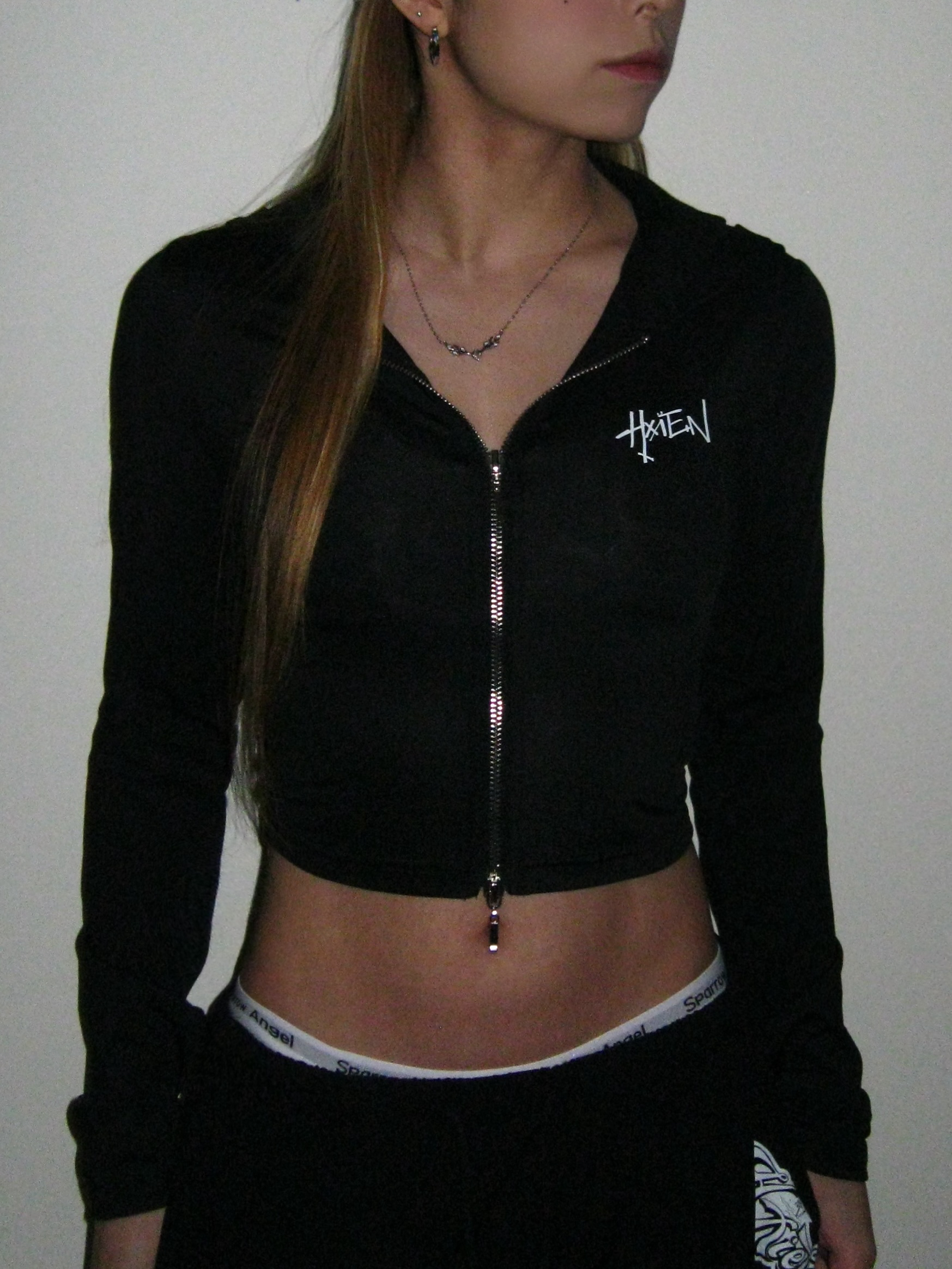 HXIEN连帽爵士长袖拉链露脐短款修身上衣辣妹性感打底衫