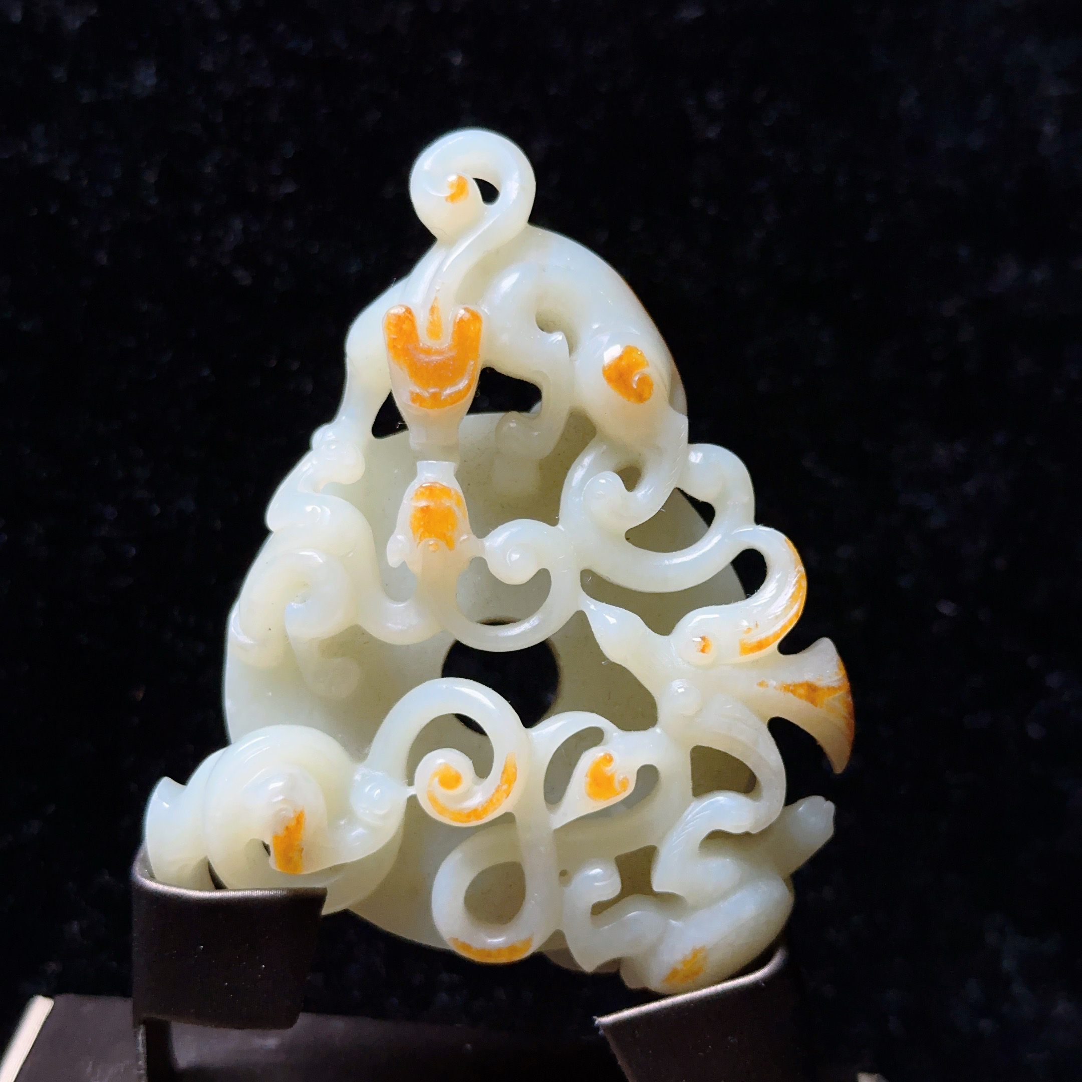 旧藏回流扒皮籽 高镂空魑龙壁 黄沁皮 雕工精湛 玉质油润 孤品