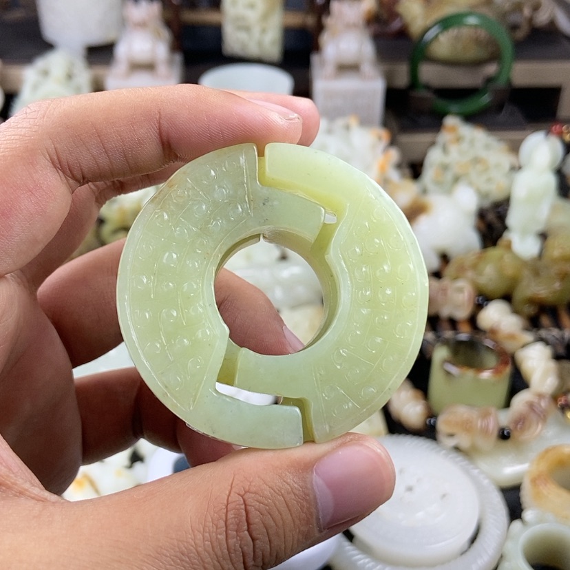 【闪购商品】和田玉颈饰未镶嵌玩*