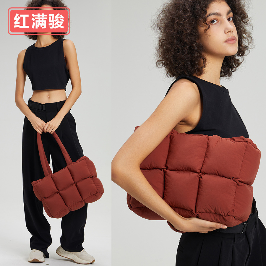 2024新款女士柔软大容量手提包泡芙羽绒服棉服包时尚单肩包托特包