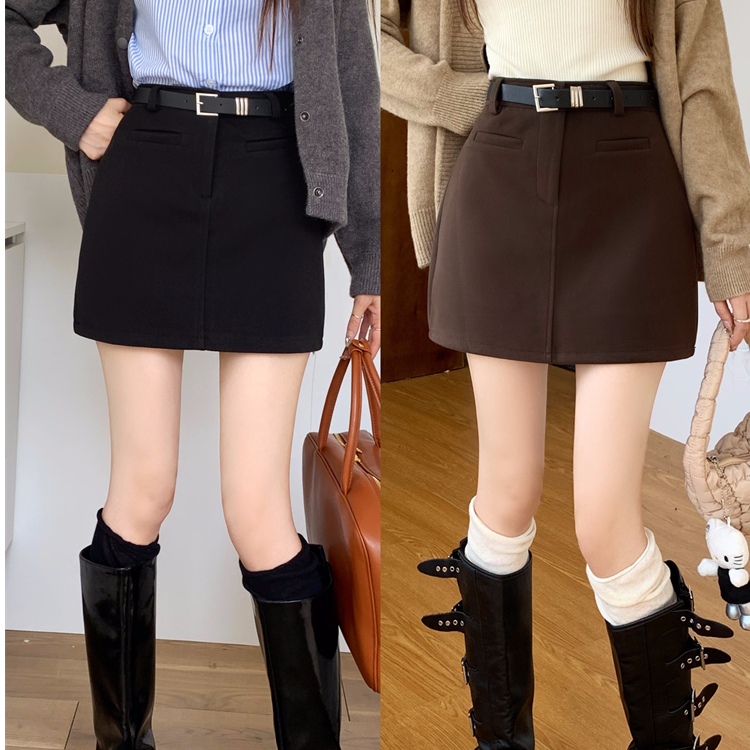 大码毛呢秋冬2025新款半身裙女高腰显瘦a字包臀防走光短裙
