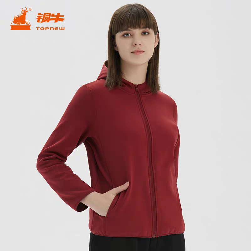铜牛欧粒绒连帽保暖女外套 秋冬开襟爆款高档时尚长袖休闲上衣女