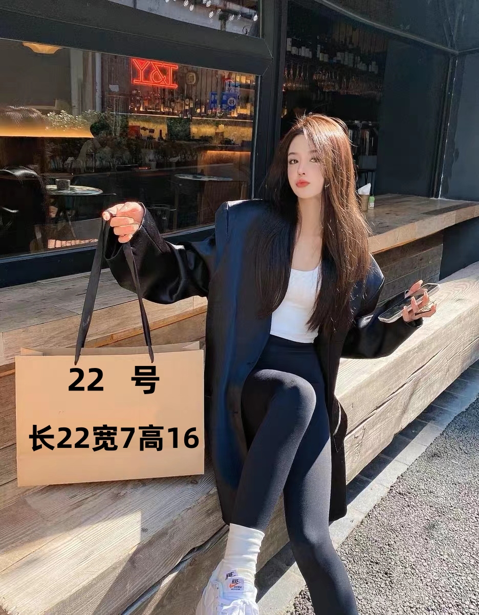 X 【22号】  气质经典潮流简约 黑白单肩女士百搭包包 纹理包 （202）