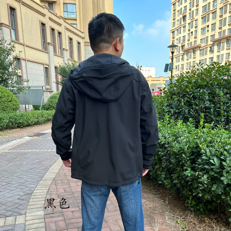 牙之战术软壳机能保暖摇粒绒外套男潮流连帽户外休闲宽松