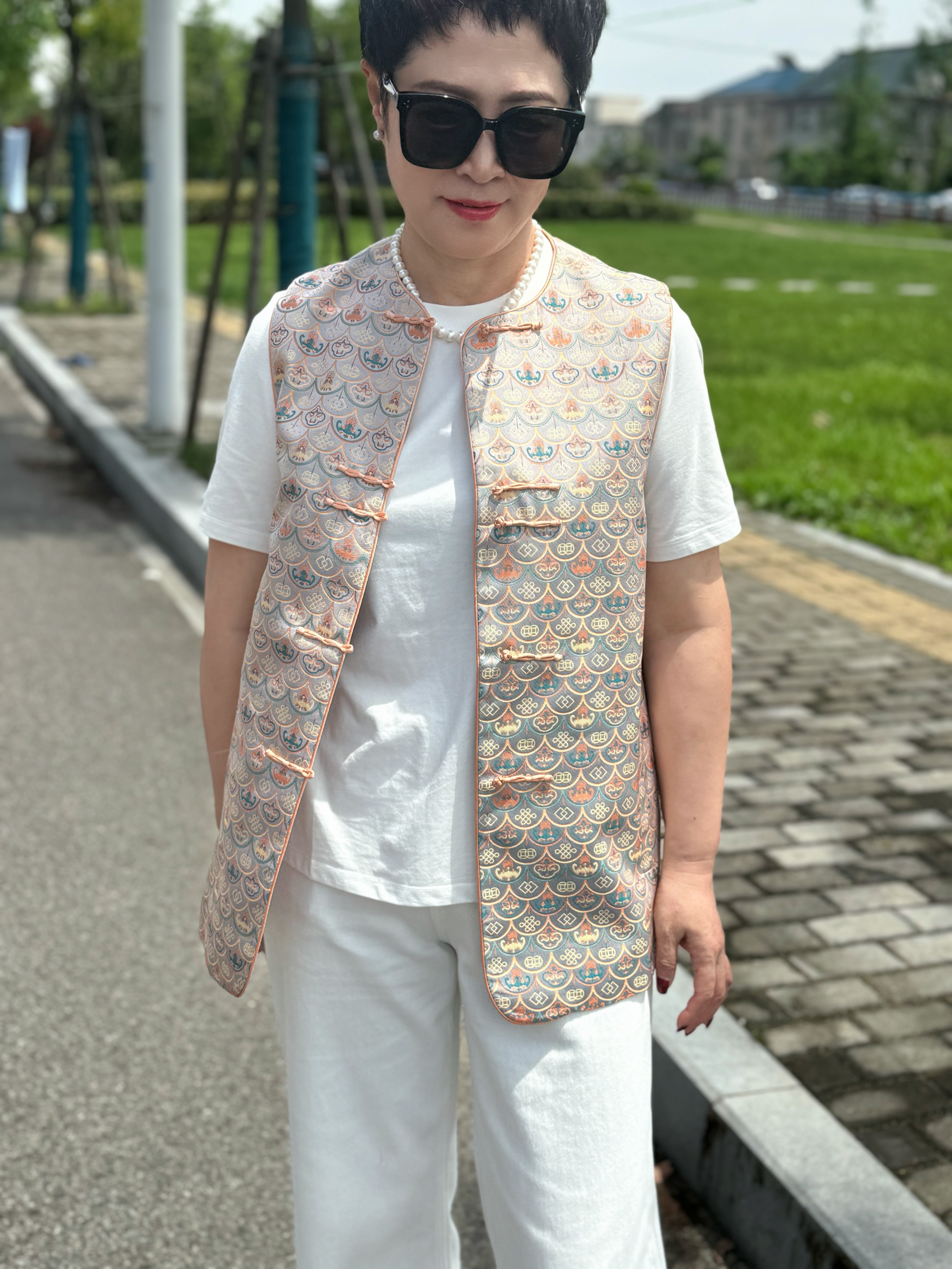 【风生水起】桑蚕丝宋锦新中式国风32姆米真丝提花坎肩无袖女马甲