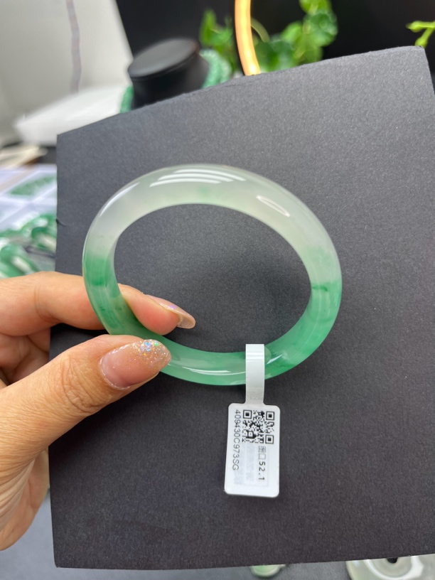 天然A货独龙玉冰飘花，源头工厂手镯店