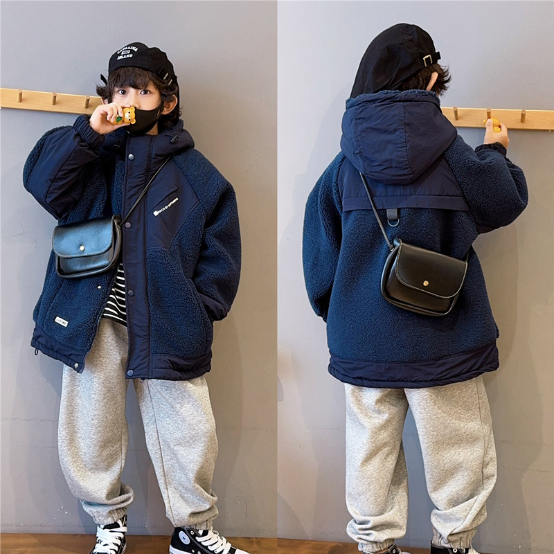 男童夹棉加厚毛毛衣