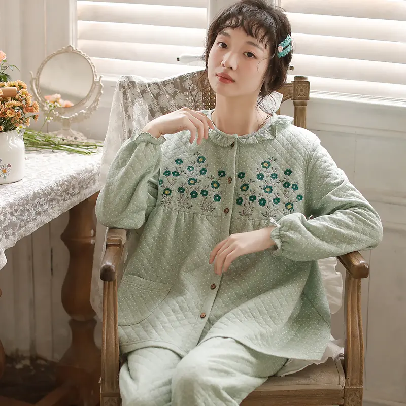 【柳莺】秋冬纯棉女睡衣圆领甜美宽松三层空气棉夹棉长袖家居服套装