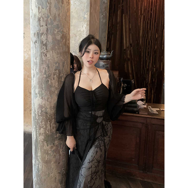 黑泽玄七微胖mm2023夏季新款大码新中式高贵气质辣妹挂脖连衣裙女