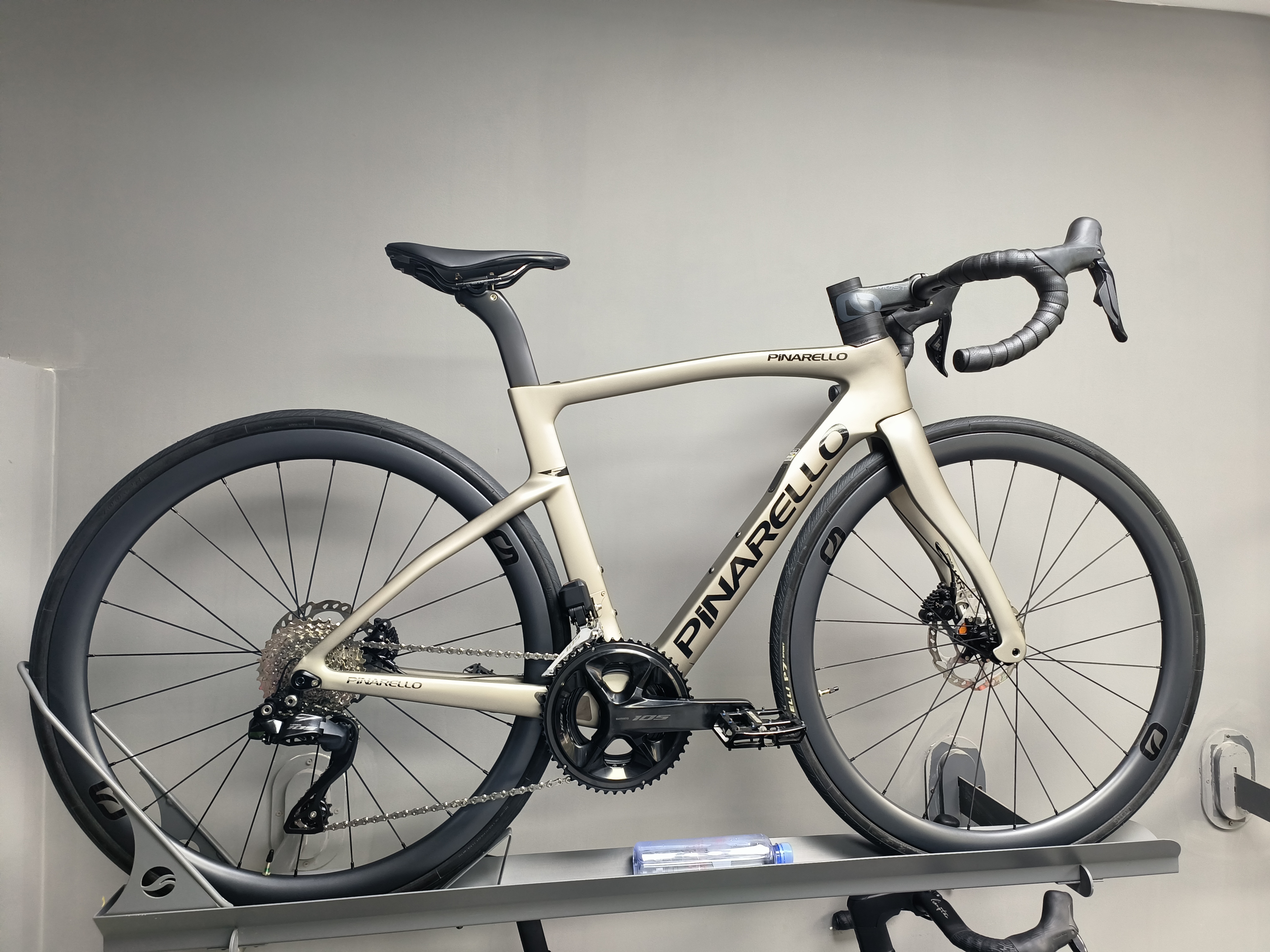 公路自行车皮娜f5 500码165-175左右身高