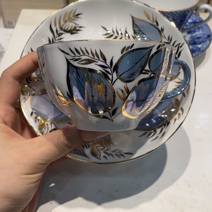 现代精品进口瓷器瓷片