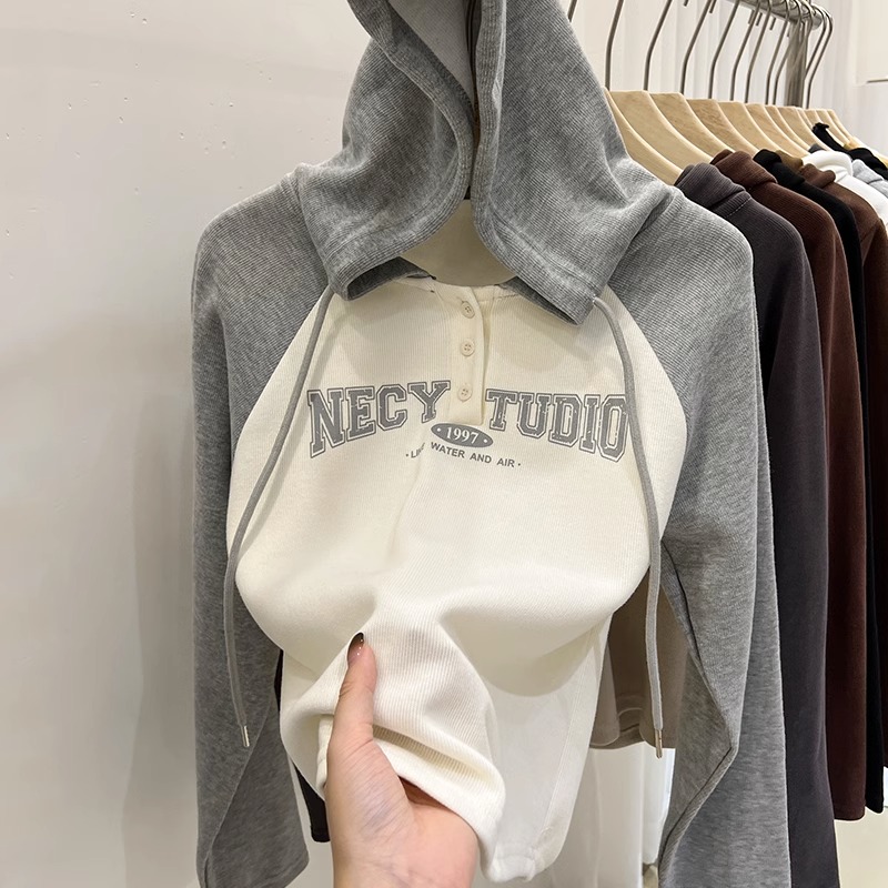 连帽t恤女长袖短款上衣2023新款美式复古插肩设计感卫衣打底衫女