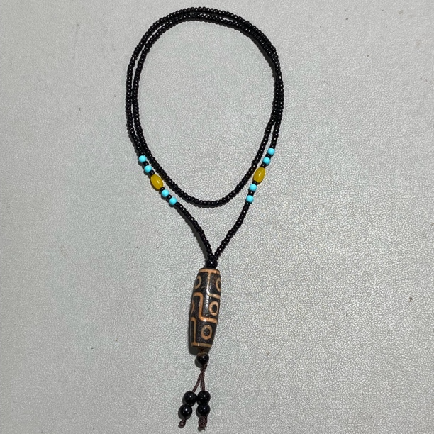 C426藏式九眼玛瑙名族风新中式吊坠（底色多样性发其一）