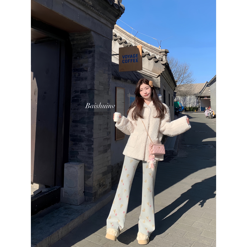 白水女【冬季清仓款】印花微喇休闲裤高腰修身加绒裤子B41146570