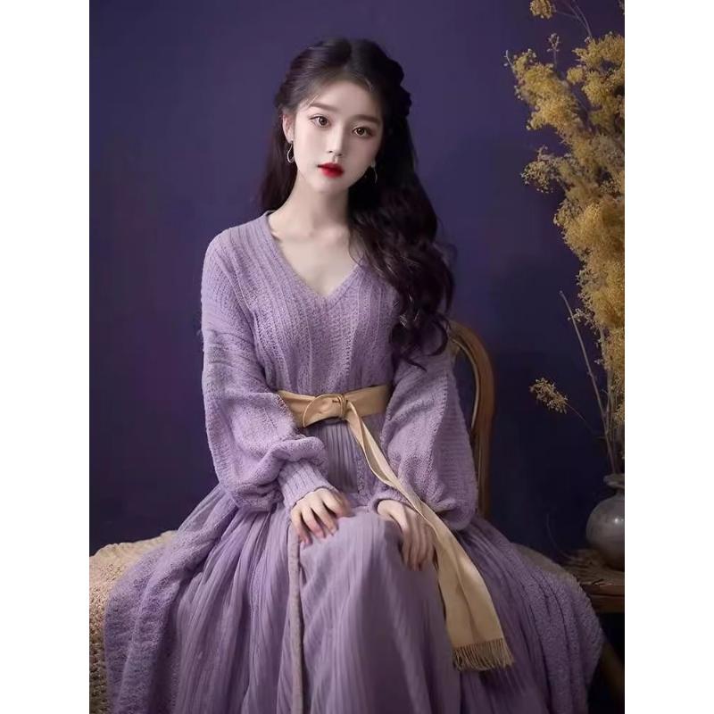 2023年秋冬新款慵懒风轻奢小众紫色v领针织显瘦国风毛衣裙子套装