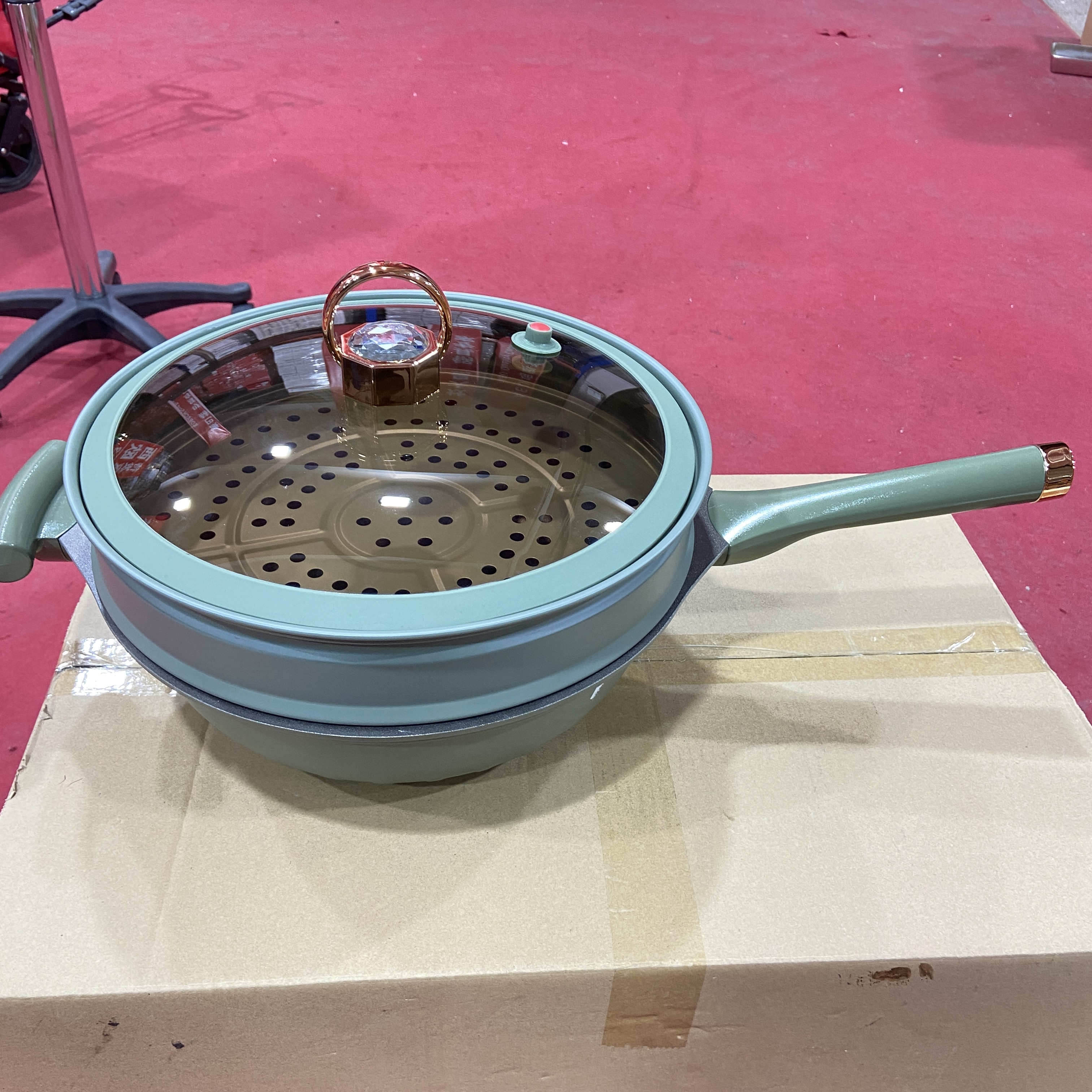 B16-11 炒锅 32cm 有盖 微瑕疵 介意勿拍