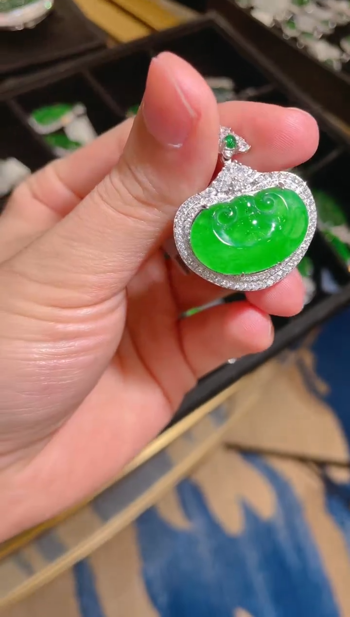 【闪购商品】翡翠吊坠银S925镶嵌60110天然翡翠A货吊坠多样性发