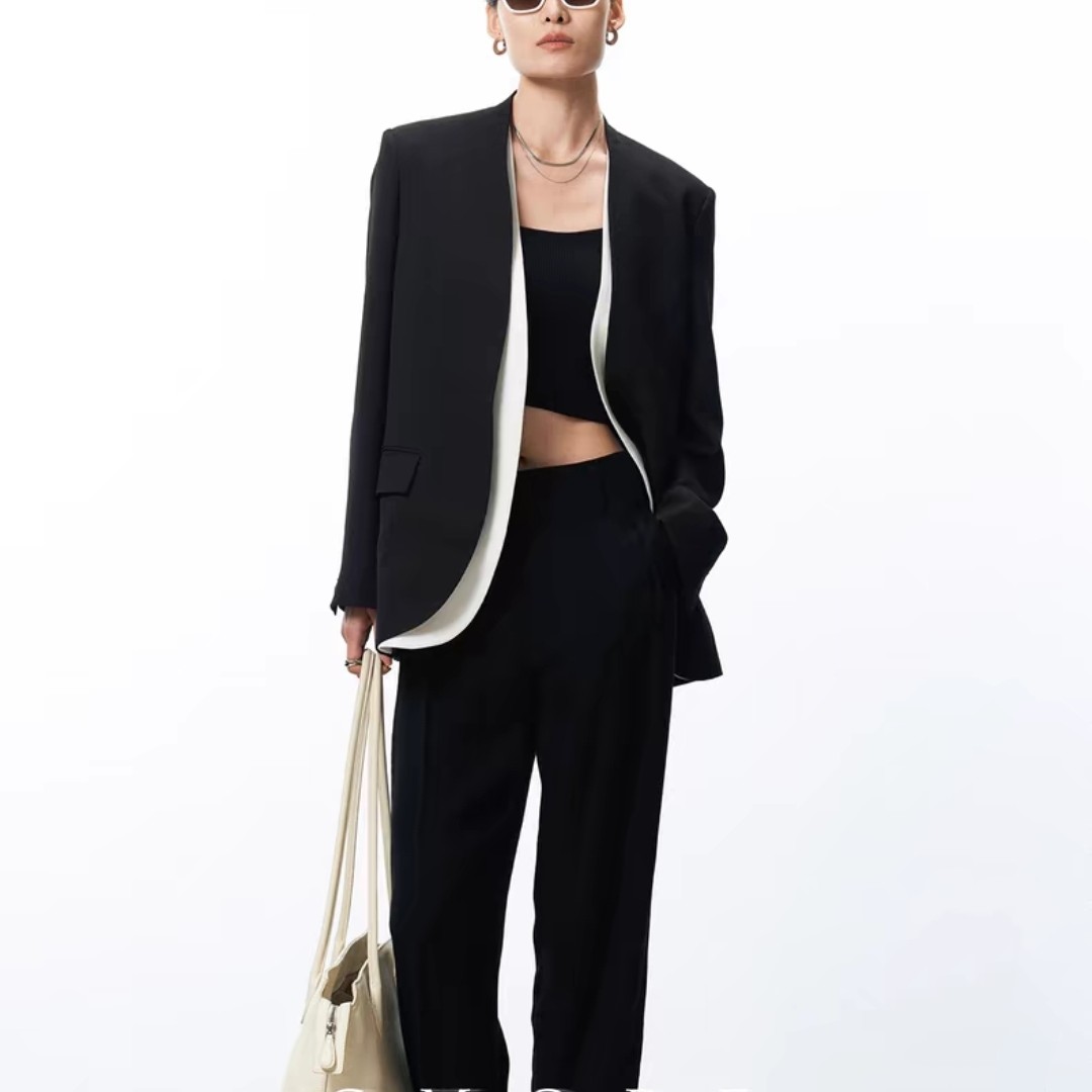 显瘦气质时尚休闲黑色西服  简约经典设计感显瘦外套    白纱拼接