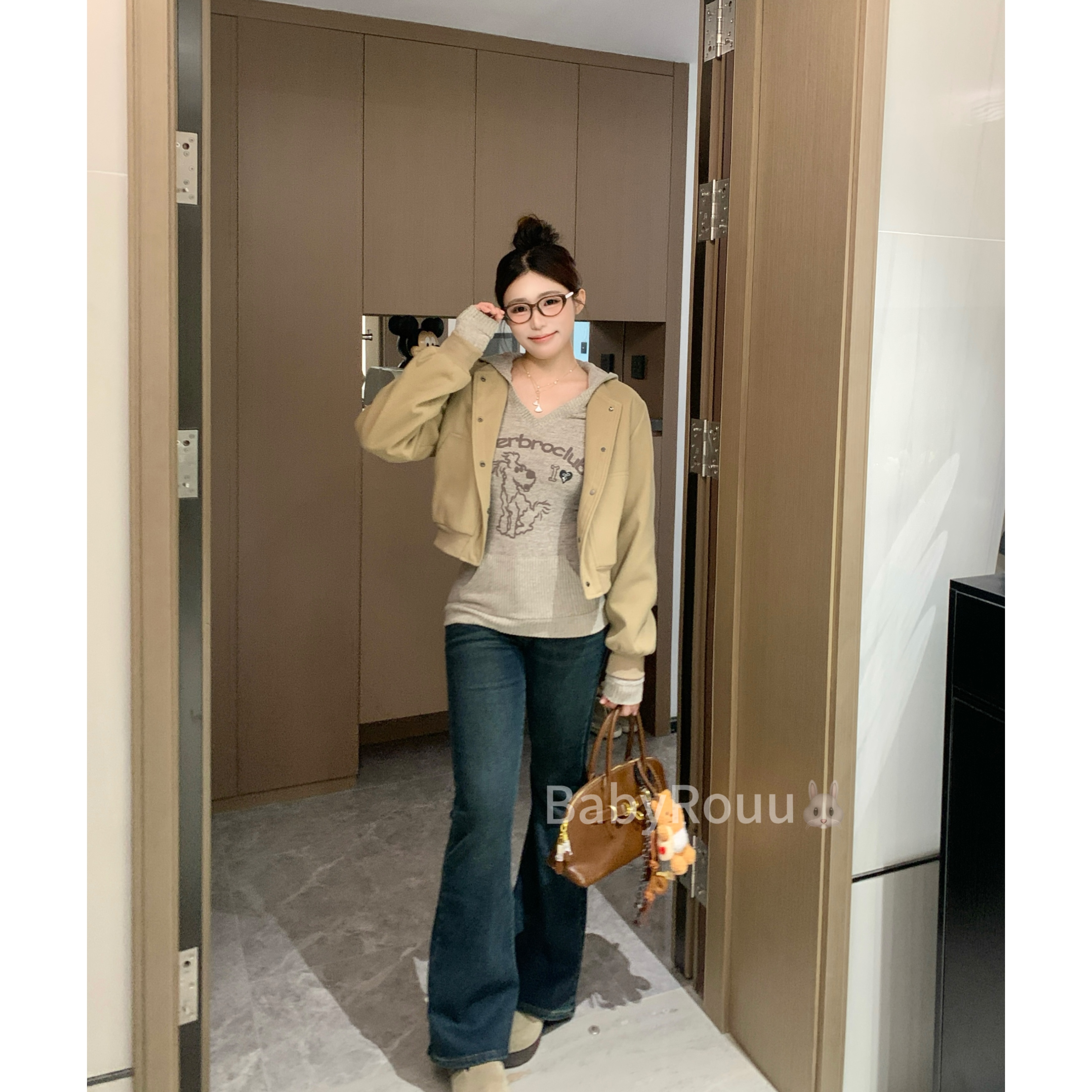 baby rouu【现货】【慵懒日常】温与柔氛围感棒球服小狗上衣微喇裤