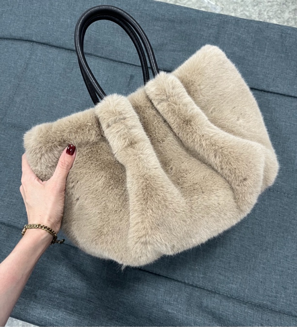 新款单肩包微瑕不退换（55.9-99.9这里拍）