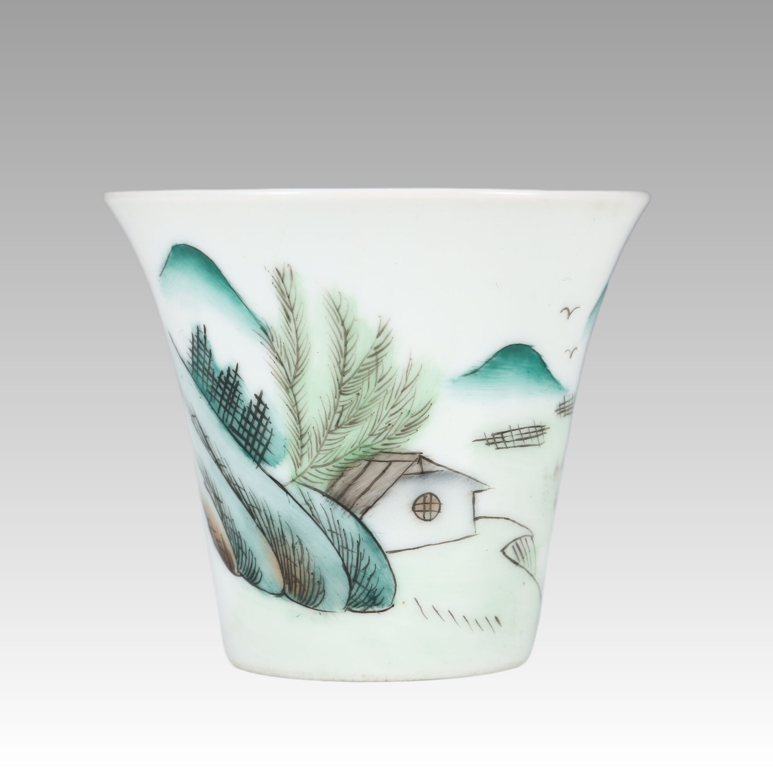 浅降彩山水风景图纹马蹄杯0549