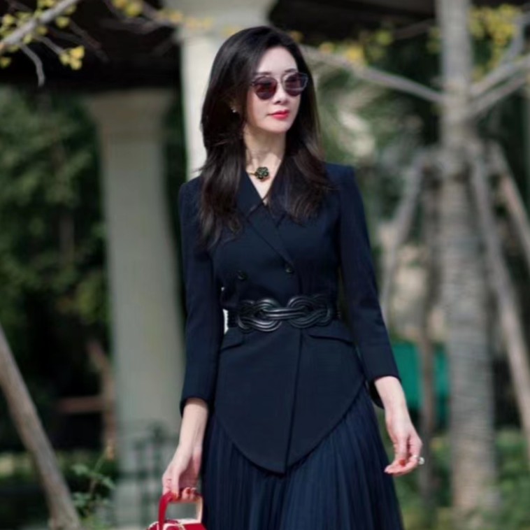 EDFNOT/杨红霞汝意MS藏蓝色小燕尾西服上衣