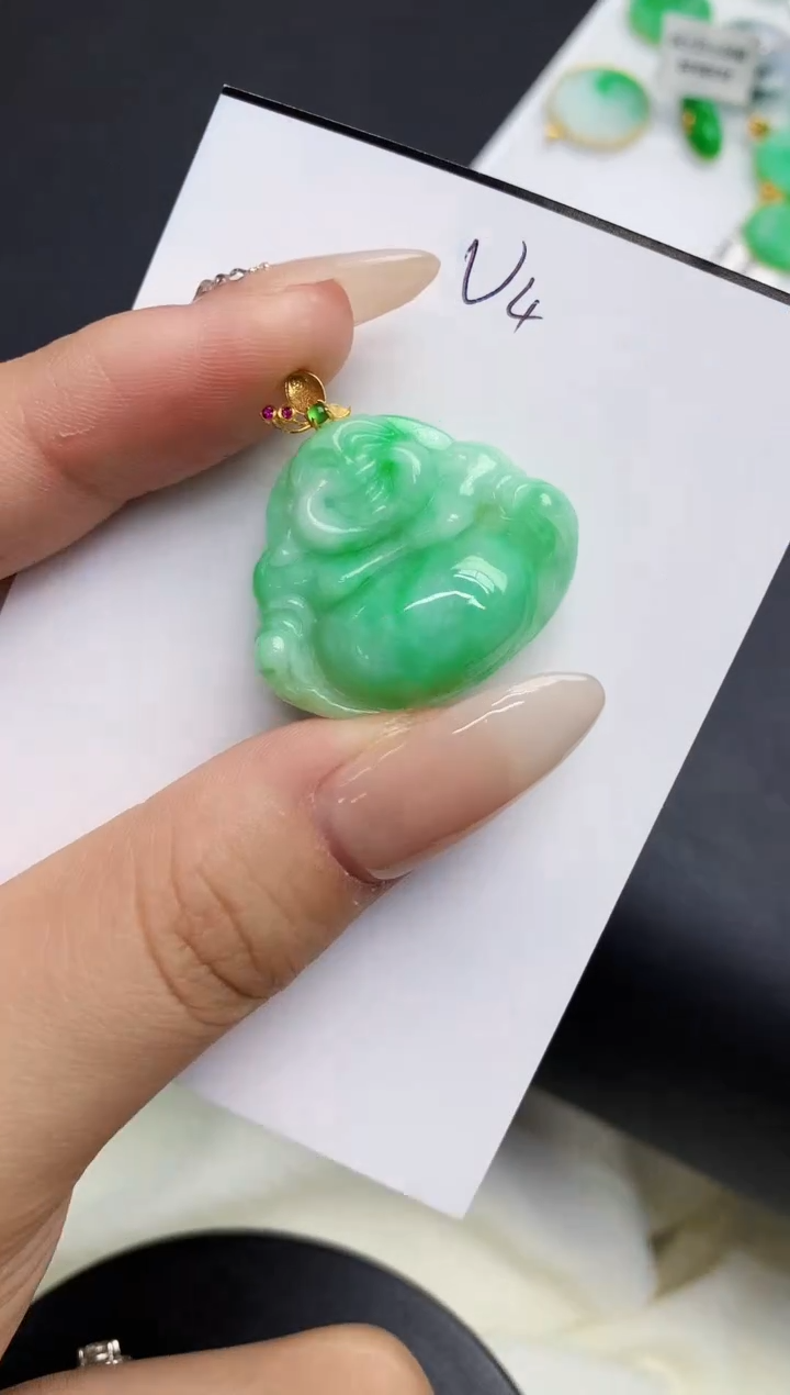 【闪购商品】翡翠颈饰18K金镶嵌00000000