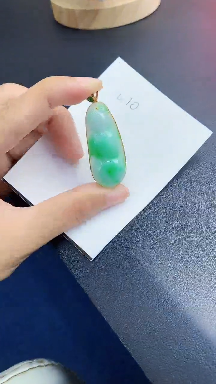 【闪购商品】翡翠颈饰18K金镶嵌0000000000