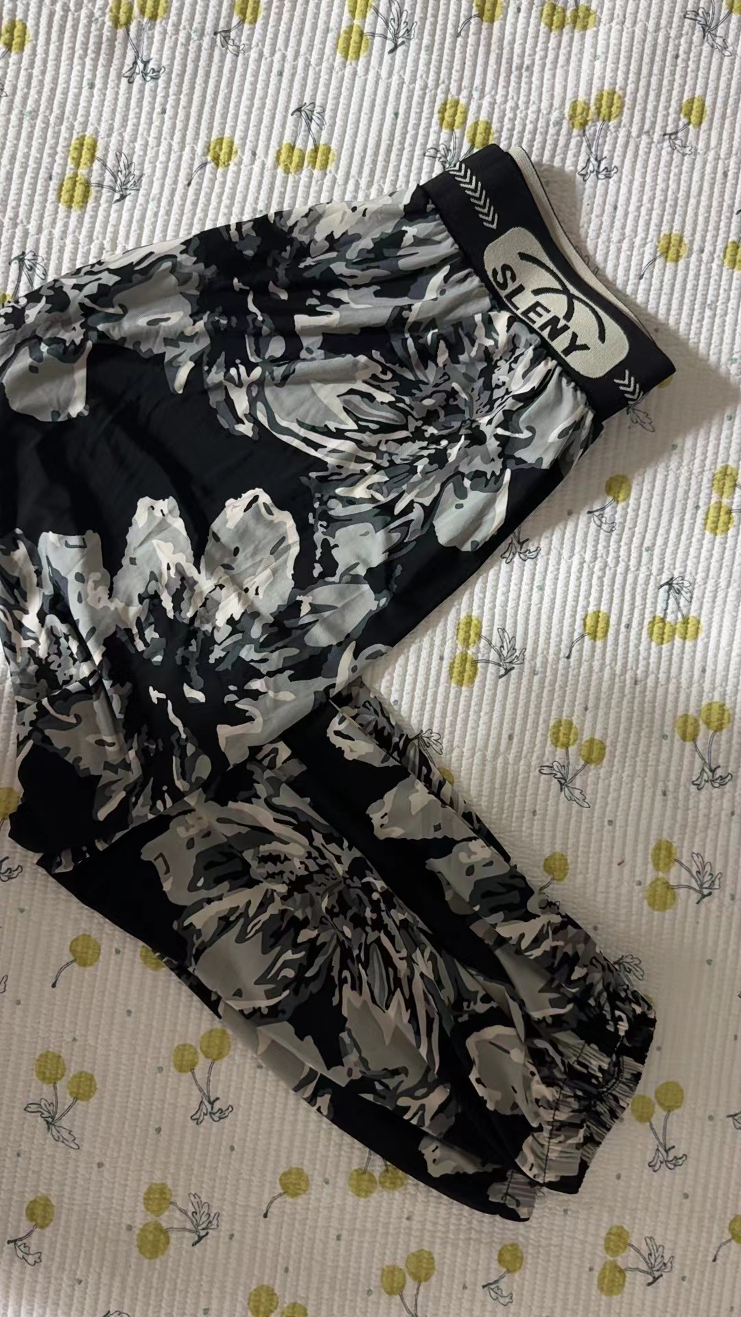 『粉丝福利』冰丝裤