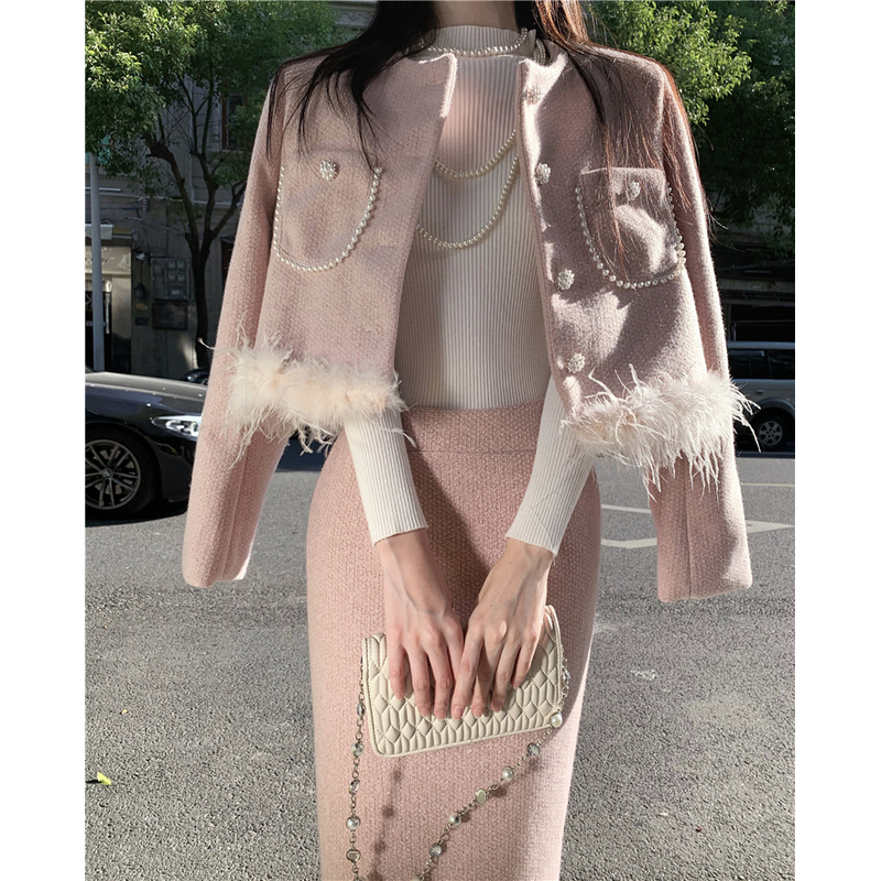 2025新款粉色小香风半身裙修身女秋季时尚套装富家千金加厚外套