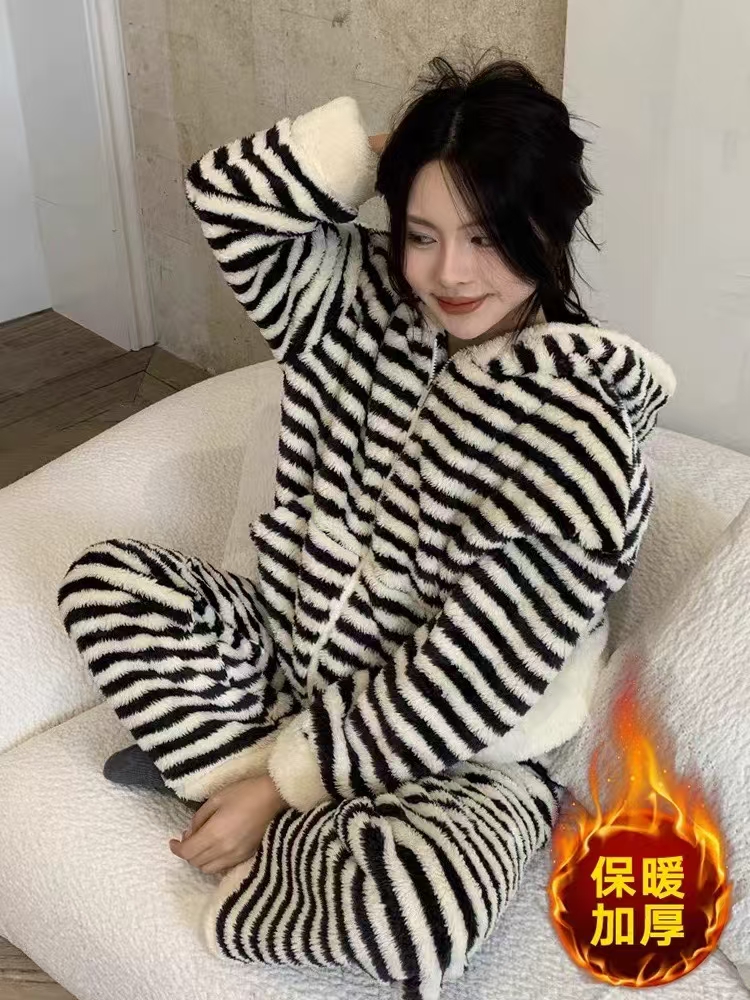 睡袍睡衣轻奢小众原创