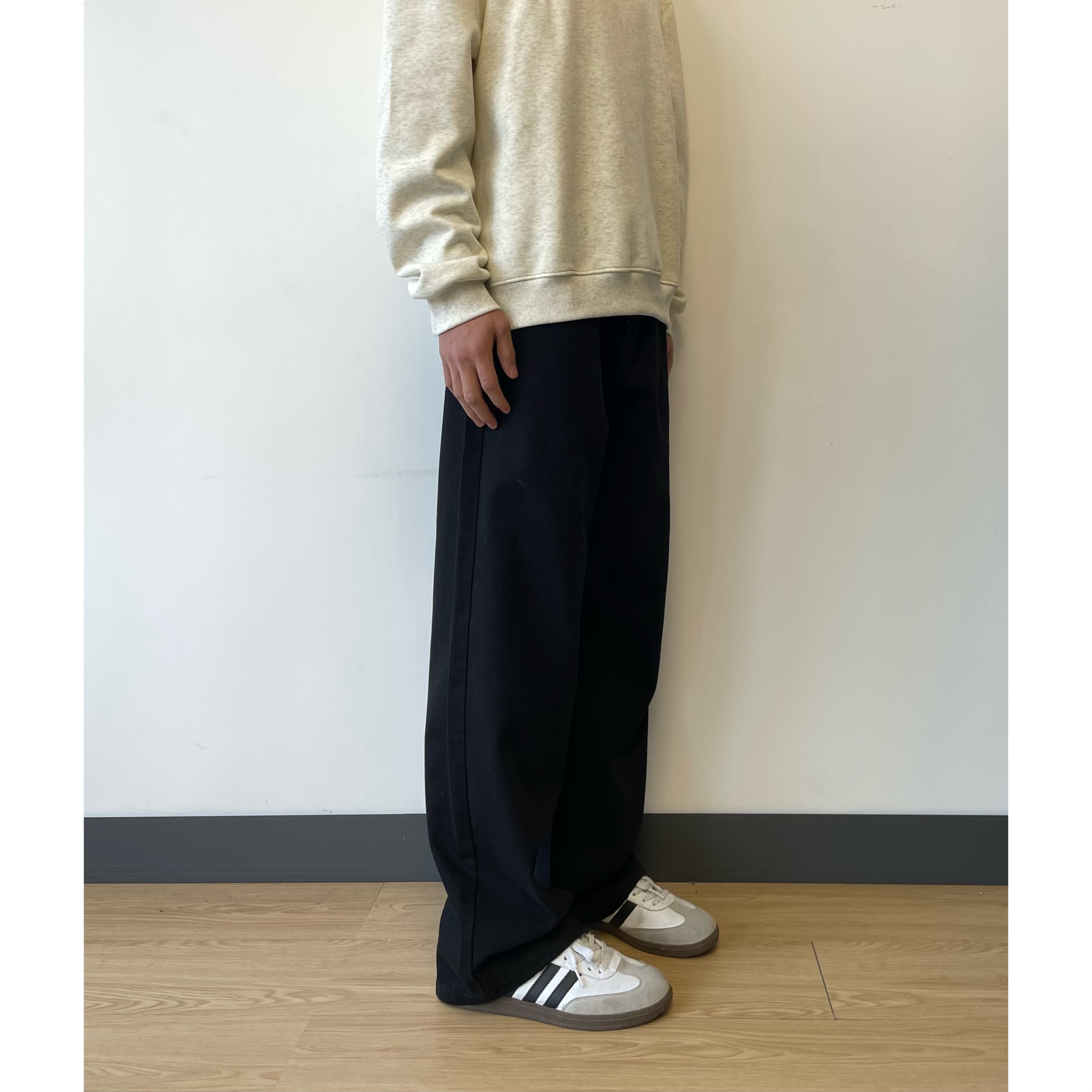 美式vibe复古显瘦黑色简约百搭宽松直筒裤垂感ins阔腿牛仔裤-V350