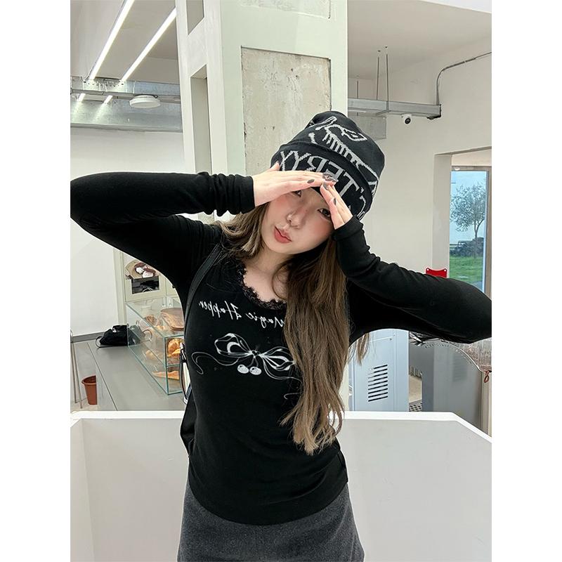 【清清】心动讯号设计感纯欲蕾丝花边印花软糯圆领打底衫