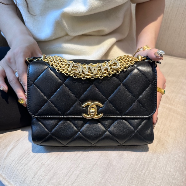 95新  杭州包展/Chanel香奈儿 水钻cf包/成色直播间为准