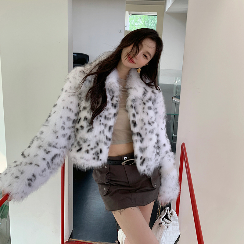 北麋「梦幻黑白色」高奢狐狸毛腹毛皮草外套女年轻短款喷绘毛毛大衣