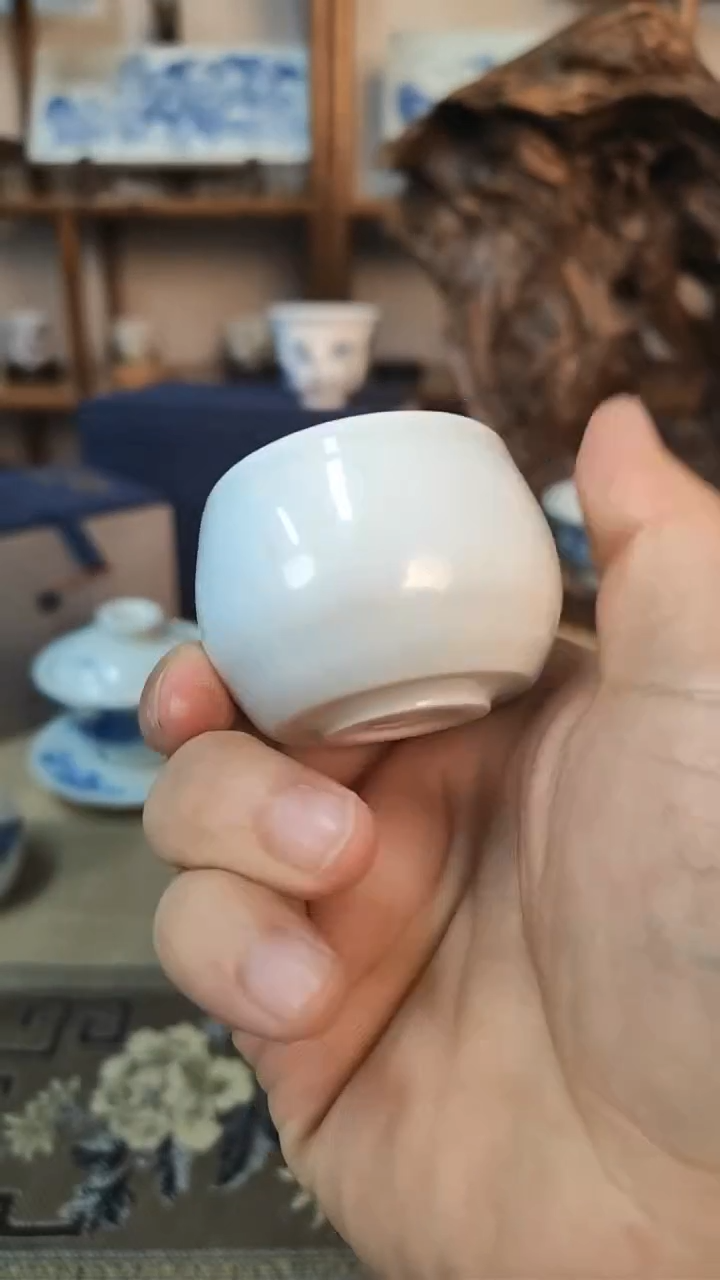 【闪购商品】陶瓷一口杯