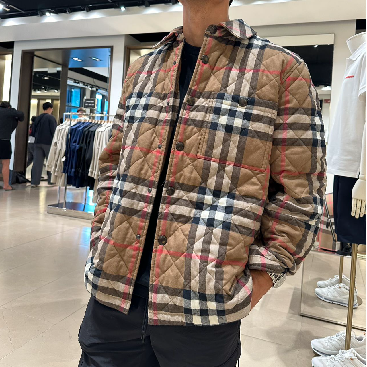 全新未使用 BURBERRY/博柏利 秋季男上衣经典格纹外套棉服