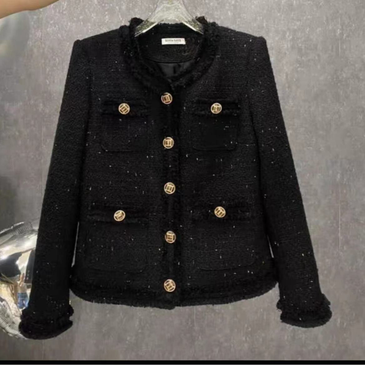 10  2024秋冬新款黑色系黑金修身小香风时尚外套女