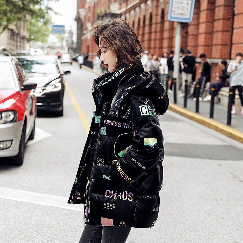 羽绒服2023新款免洗亮面女中长款冬季宽松网红印花时尚洋气
