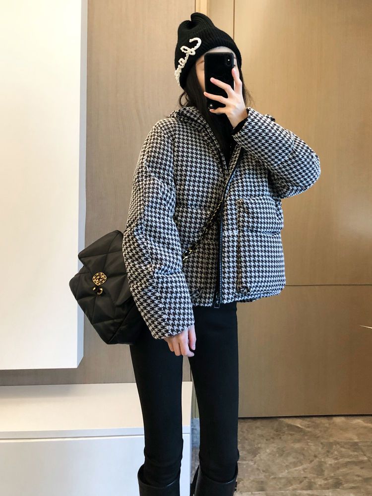 2023新款千鸟格户外羽绒服女短款冬季小众设计感小个
