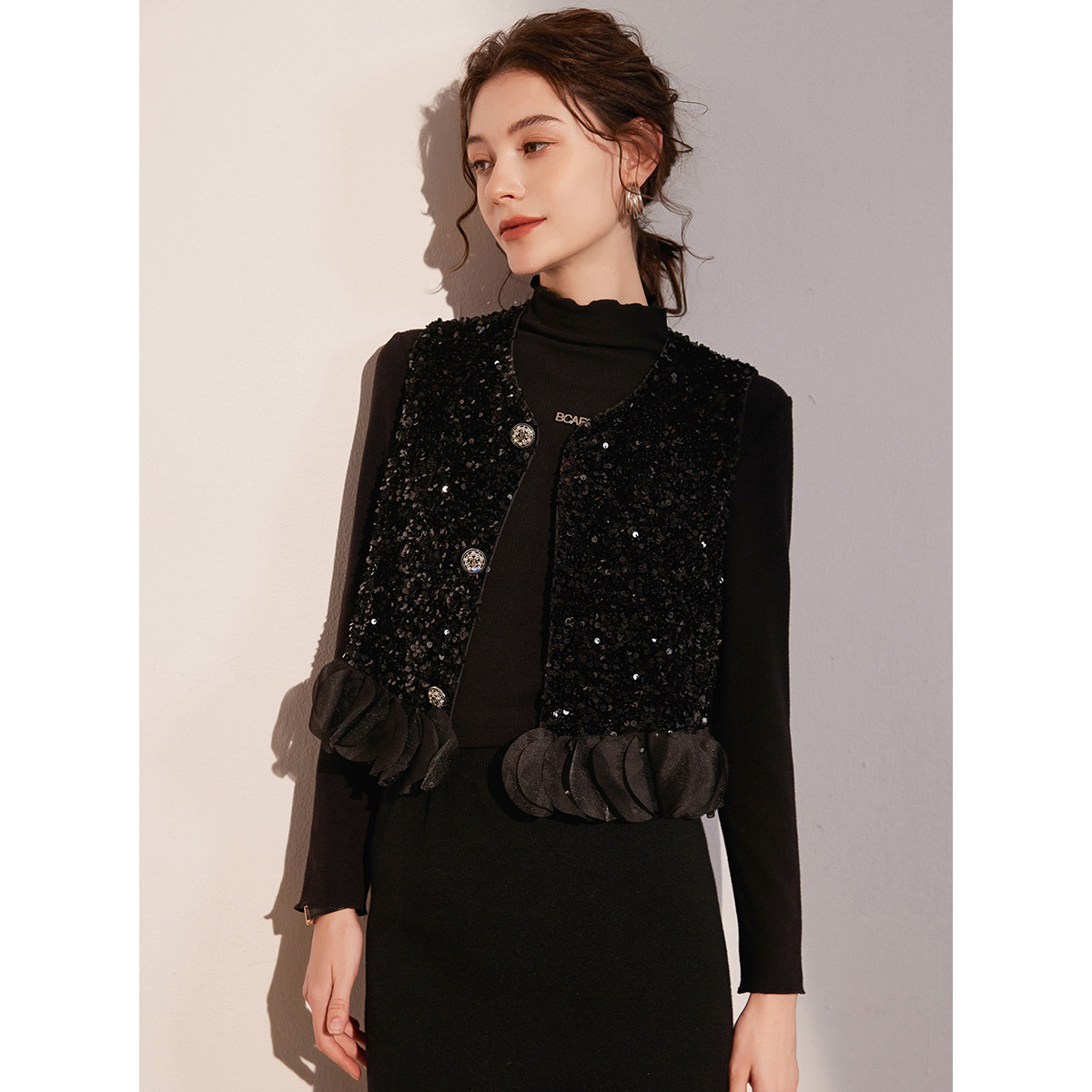 【小云总专享】白鹿语秋小V领花瓣形拼接无袖亮片马甲马夹WBL10124