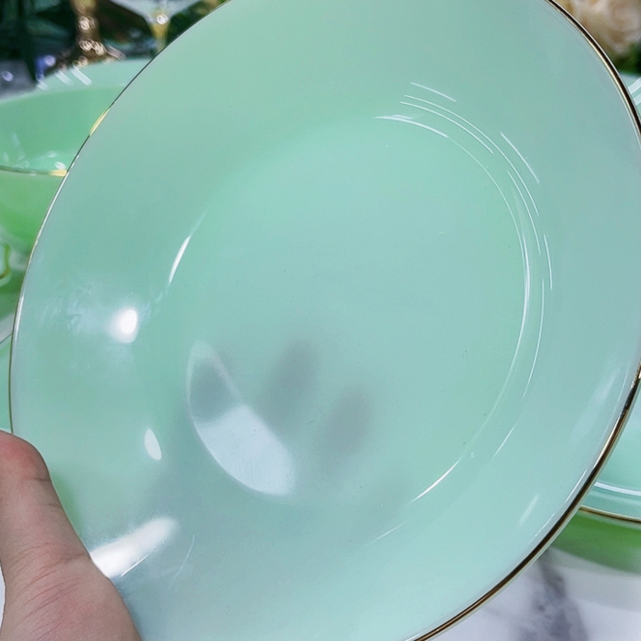 【闪购商品】瓷碗?****梅